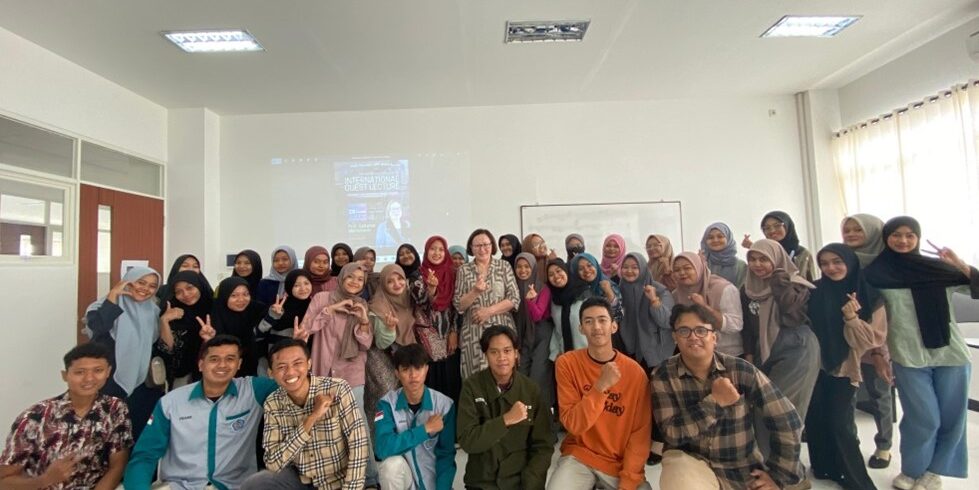 kuliah tamu
