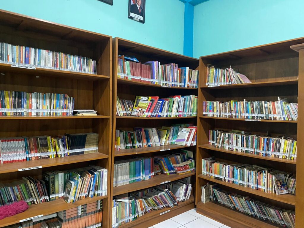  Perpustakaan